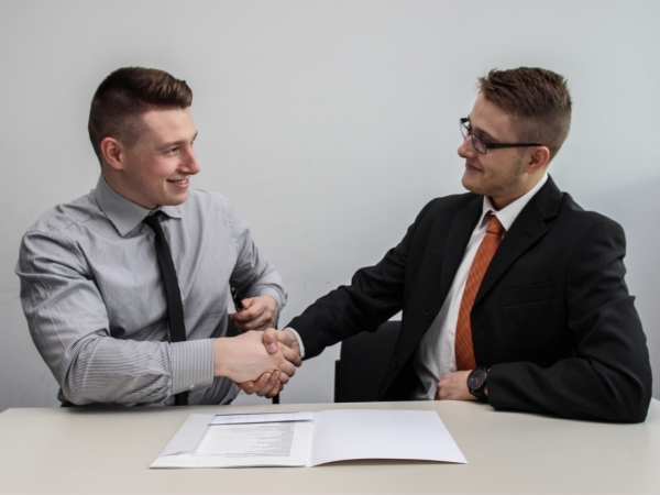 4 Ways Great Recruiters Help Their Clients Land Top Talent
